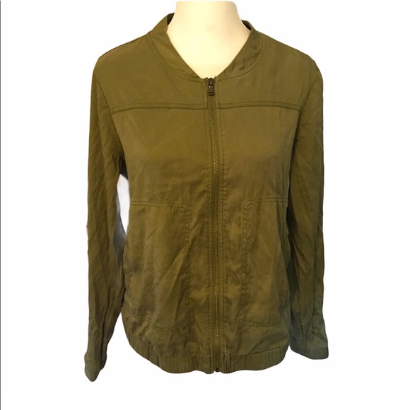 Merona Jackets & Blazers - 💐Green Bomber Jacket